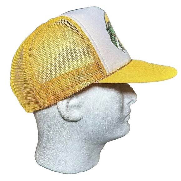 Vintage 80’s Bass Pro Shops Yellow Trucker Hat - Picture 2 of 5